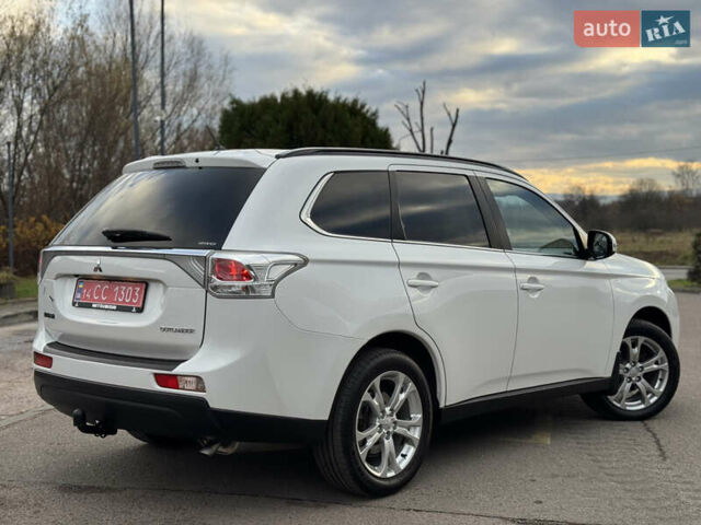 Белый Мицубиси Аутлендер, объемом двигателя 2.3 л и пробегом 214 тыс. км за 15499 $, фото 50 на Automoto.ua