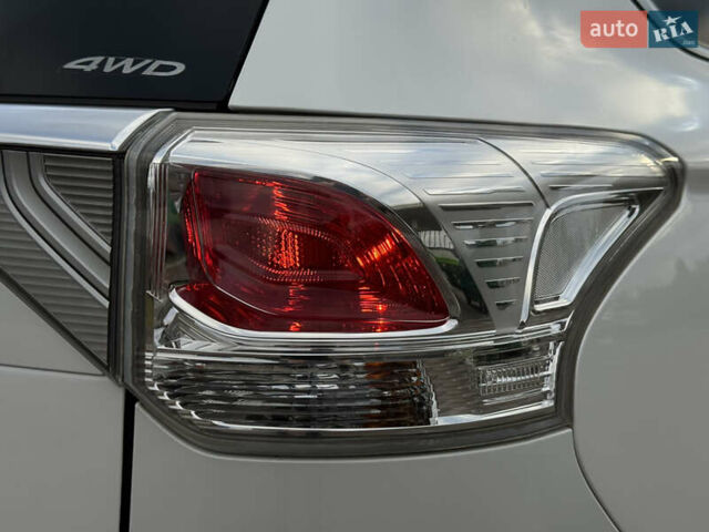 Белый Мицубиси Аутлендер, объемом двигателя 2.3 л и пробегом 214 тыс. км за 15499 $, фото 54 на Automoto.ua