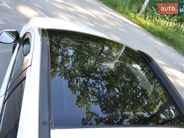 Белый Мицубиси Аутлендер, объемом двигателя 2 л и пробегом 132 тыс. км за 11500 $, фото 13 на Automoto.ua