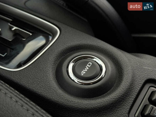 Белый Мицубиси Аутлендер, объемом двигателя 2.3 л и пробегом 214 тыс. км за 15499 $, фото 110 на Automoto.ua