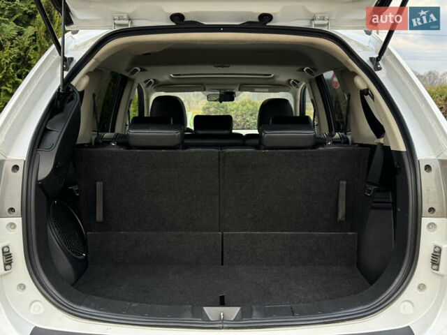 Белый Мицубиси Аутлендер, объемом двигателя 2.3 л и пробегом 214 тыс. км за 15499 $, фото 146 на Automoto.ua