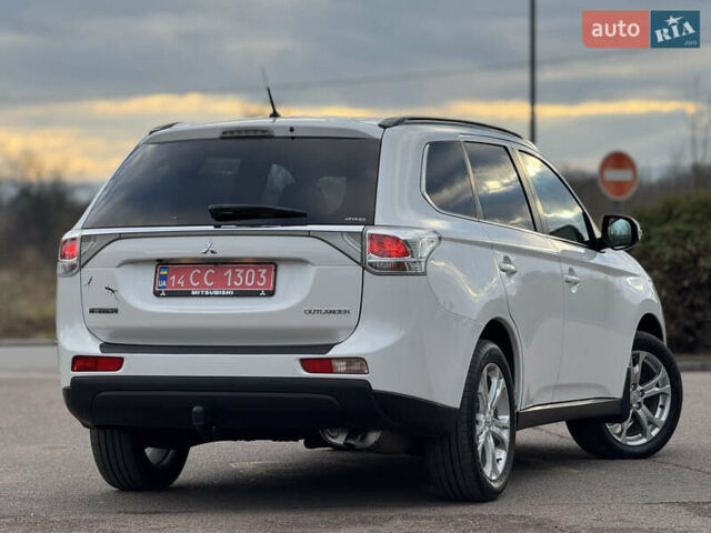 Белый Мицубиси Аутлендер, объемом двигателя 2.3 л и пробегом 214 тыс. км за 15499 $, фото 45 на Automoto.ua