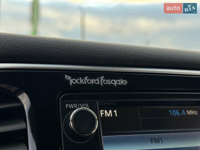 Белый Мицубиси Аутлендер, объемом двигателя 2.3 л и пробегом 214 тыс. км за 15499 $, фото 107 на Automoto.ua