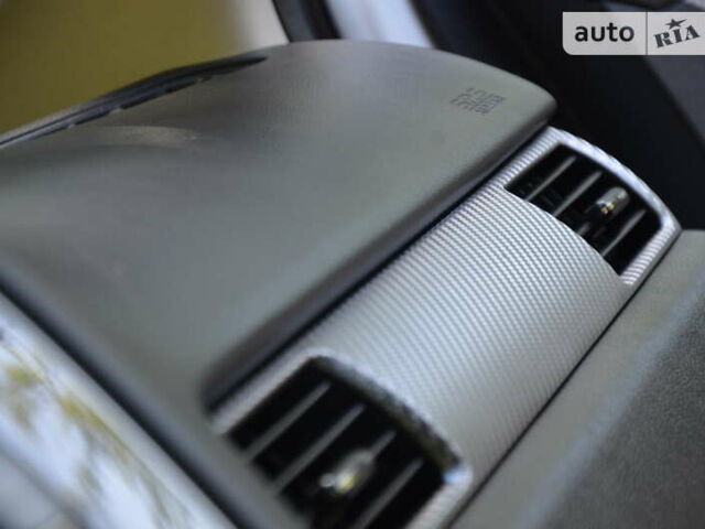 Білий Міцубісі Аутлендер, об'ємом двигуна 2.2 л та пробігом 186 тис. км за 14150 $, фото 52 на Automoto.ua