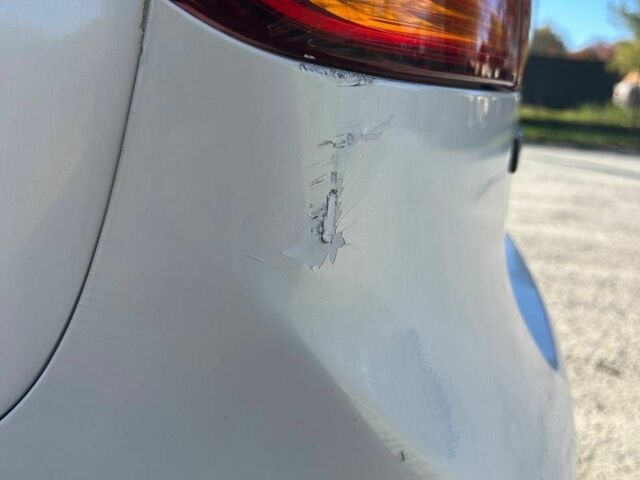 Белый Мицубиси Аутлендер, объемом двигателя 2 л и пробегом 255 тыс. км за 11500 $, фото 11 на Automoto.ua