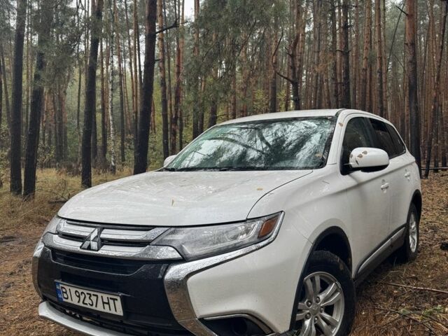 Белый Мицубиси Аутлендер, объемом двигателя 2.4 л и пробегом 91 тыс. км за 15900 $, фото 19 на Automoto.ua