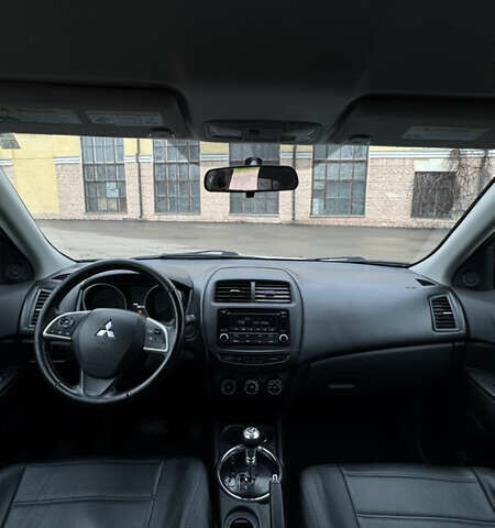 Белый Мицубиси Аутлендер, объемом двигателя 2 л и пробегом 161 тыс. км за 9200 $, фото 9 на Automoto.ua