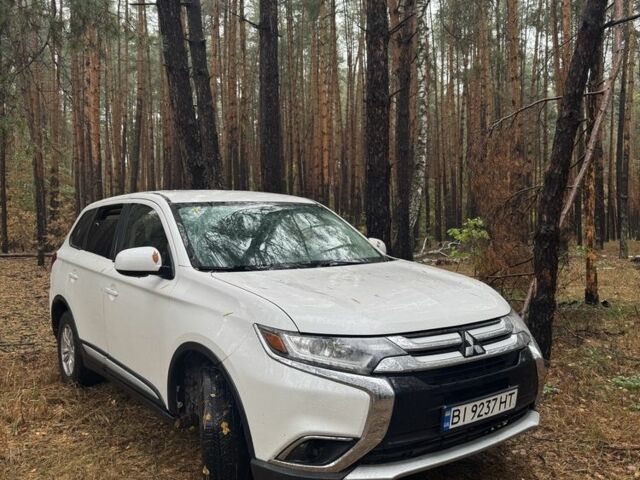 Белый Мицубиси Аутлендер, объемом двигателя 2.4 л и пробегом 91 тыс. км за 15900 $, фото 20 на Automoto.ua