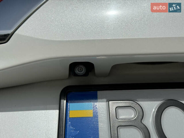 Белый Мицубиси Аутлендер, объемом двигателя 2.4 л и пробегом 150 тыс. км за 15000 $, фото 53 на Automoto.ua