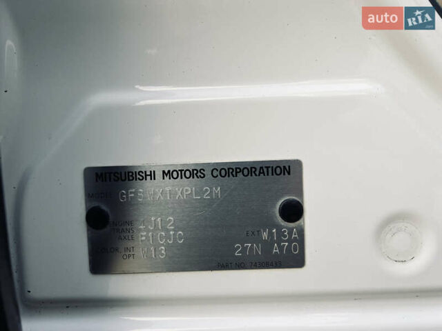 Белый Мицубиси Аутлендер, объемом двигателя 2.4 л и пробегом 147 тыс. км за 12999 $, фото 48 на Automoto.ua