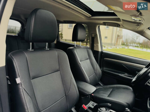 Белый Мицубиси Аутлендер, объемом двигателя 2.2 л и пробегом 140 тыс. км за 16200 $, фото 66 на Automoto.ua