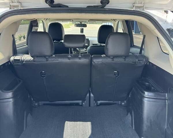 Білий Міцубісі Аутлендер, об'ємом двигуна 2.4 л та пробігом 91 тис. км за 15900 $, фото 13 на Automoto.ua