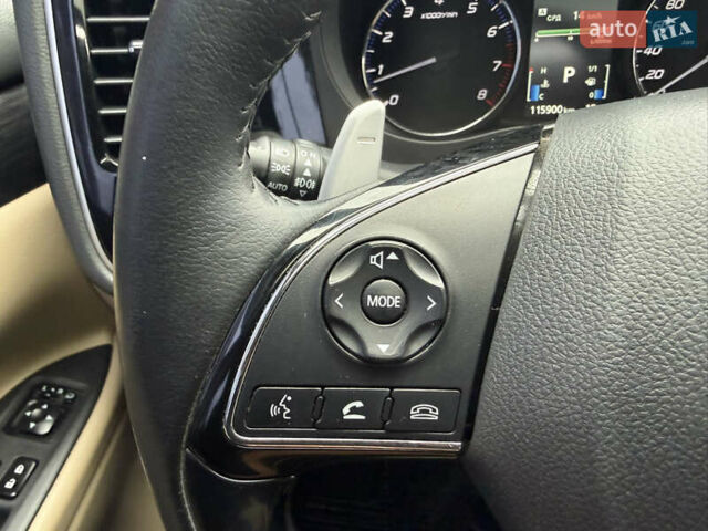 Белый Мицубиси Аутлендер, объемом двигателя 2.4 л и пробегом 160 тыс. км за 16999 $, фото 40 на Automoto.ua