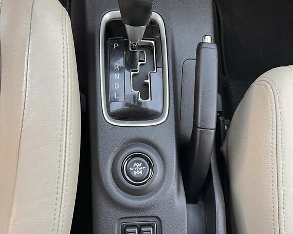 Белый Мицубиси Аутлендер, объемом двигателя 3 л и пробегом 197 тыс. км за 15500 $, фото 36 на Automoto.ua