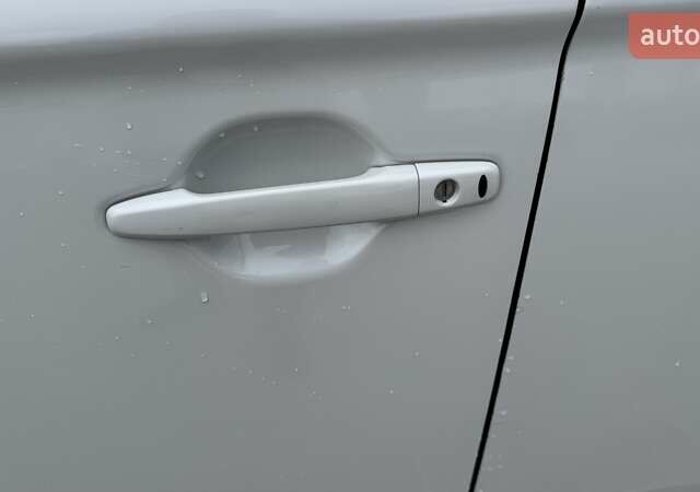 Белый Мицубиси Аутлендер, объемом двигателя 2.2 л и пробегом 199 тыс. км за 17999 $, фото 14 на Automoto.ua