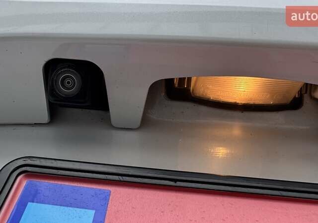 Белый Мицубиси Аутлендер, объемом двигателя 2.2 л и пробегом 199 тыс. км за 17999 $, фото 27 на Automoto.ua