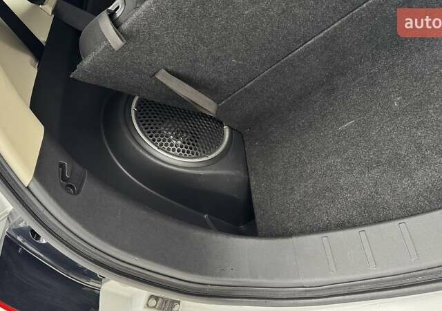 Белый Мицубиси Аутлендер, объемом двигателя 2.2 л и пробегом 199 тыс. км за 17999 $, фото 26 на Automoto.ua