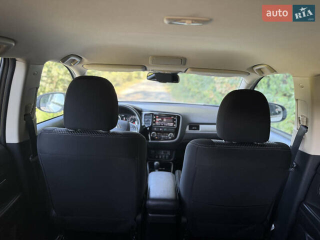 Белый Мицубиси Аутлендер, объемом двигателя 2.2 л и пробегом 240 тыс. км за 17999 $, фото 31 на Automoto.ua