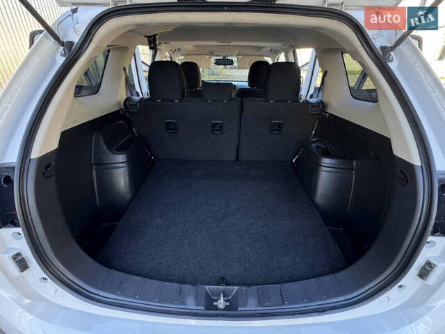 Білий Міцубісі Аутлендер, об'ємом двигуна 2.4 л та пробігом 178 тис. км за 12750 $, фото 53 на Automoto.ua
