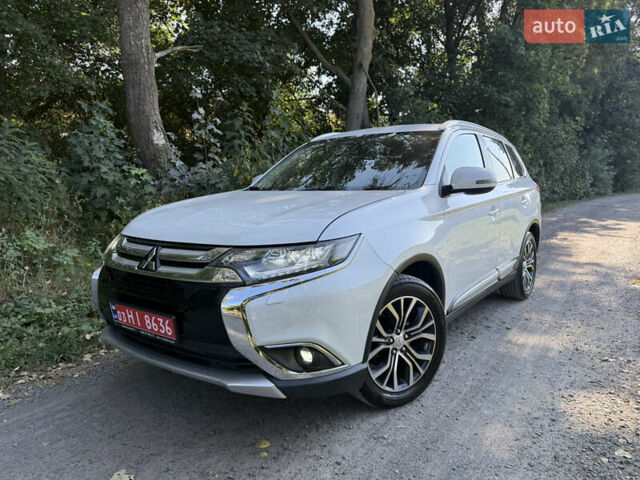 Білий Міцубісі Аутлендер, об'ємом двигуна 2.2 л та пробігом 240 тис. км за 18999 $, фото 15 на Automoto.ua