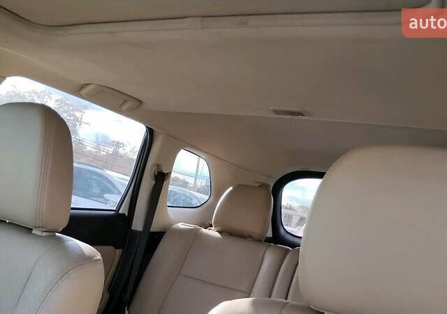 Білий Міцубісі Аутлендер, об'ємом двигуна 3 л та пробігом 177 тис. км за 9000 $, фото 2 на Automoto.ua