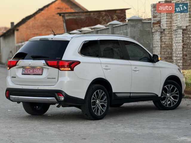 Білий Міцубісі Аутлендер, об'ємом двигуна 2.23 л та пробігом 215 тис. км за 17550 $, фото 23 на Automoto.ua