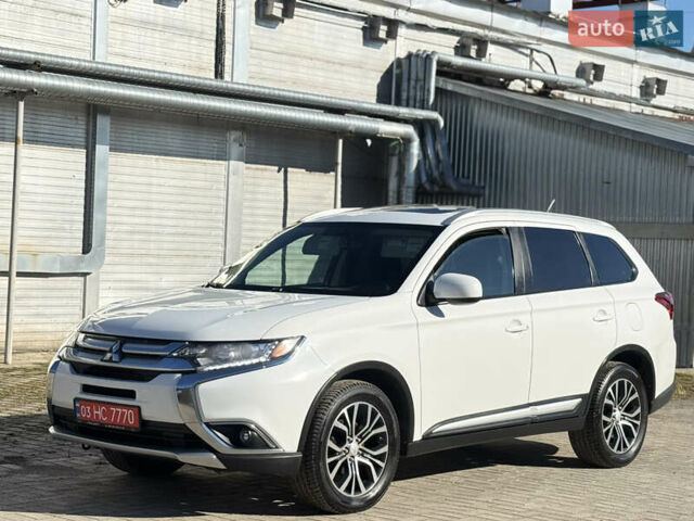 Білий Міцубісі Аутлендер, об'ємом двигуна 2.4 л та пробігом 178 тис. км за 12750 $, фото 3 на Automoto.ua