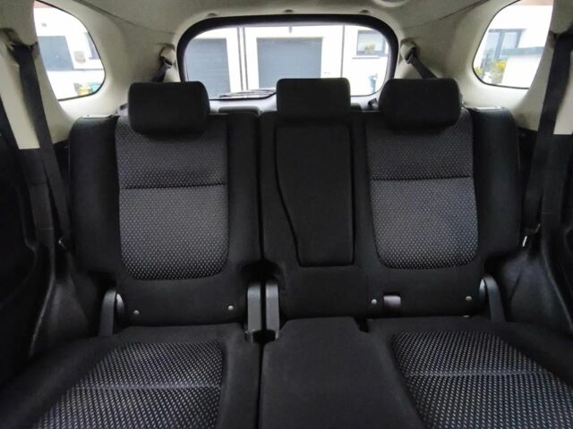 Белый Мицубиси Аутлендер, объемом двигателя 2 л и пробегом 135 тыс. км за 10200 $, фото 14 на Automoto.ua