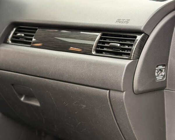 Білий Міцубісі Аутлендер, об'ємом двигуна 2.23 л та пробігом 215 тис. км за 17550 $, фото 47 на Automoto.ua