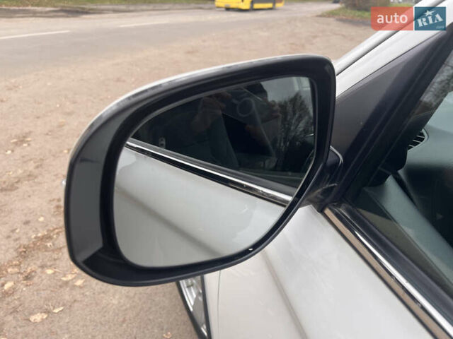 Білий Міцубісі Аутлендер, об'ємом двигуна 2.27 л та пробігом 145 тис. км за 18200 $, фото 11 на Automoto.ua