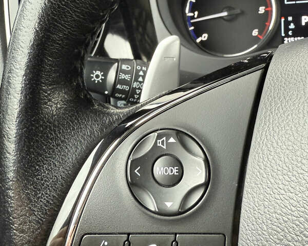 Білий Міцубісі Аутлендер, об'ємом двигуна 2.23 л та пробігом 215 тис. км за 17550 $, фото 41 на Automoto.ua