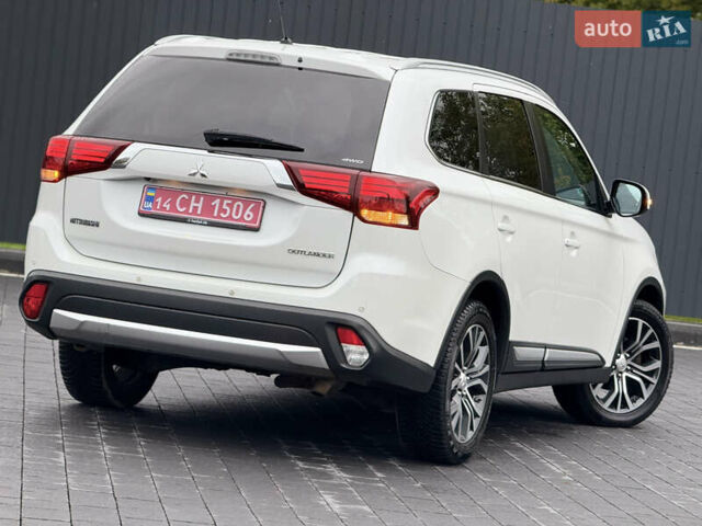 Мицубиси Аутлендер 2016 в Самборе на Automoto.ua Белый Мицубиси Аутлендер, объемом двигателя 2.23 л и пробегом 215 тыс. км за 17500 $, фото 29 на Automoto.ua