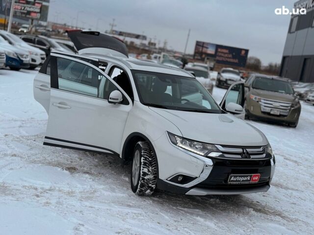 Білий Міцубісі Аутлендер, об'ємом двигуна 2.2 л та пробігом 146 тис. км за 18490 $, фото 40 на Automoto.ua