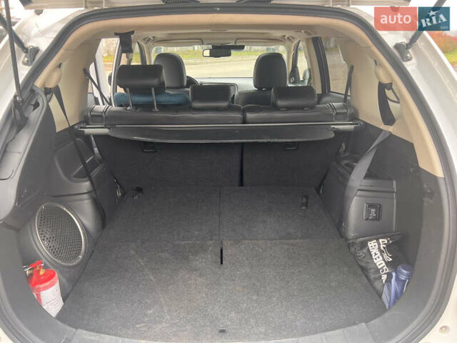 Білий Міцубісі Аутлендер, об'ємом двигуна 2.27 л та пробігом 145 тис. км за 18200 $, фото 25 на Automoto.ua