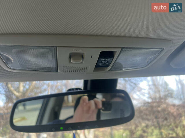Білий Міцубісі Аутлендер, об'ємом двигуна 3 л та пробігом 157 тис. км за 16900 $, фото 26 на Automoto.ua