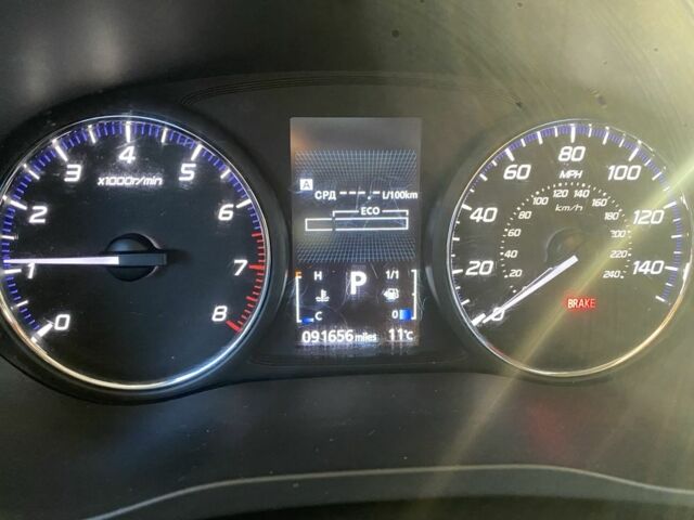 Мицубиси Аутлендер 2016 в Кропивницком (Кировограде) на Automoto.ua Белый Мицубиси Аутлендер, объемом двигателя 2.4 л и пробегом 140 тыс. км за 14000 $, фото 6 на Automoto.ua