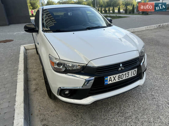 Белый Мицубиси Аутлендер, объемом двигателя 2 л и пробегом 133 тыс. км за 13000 $, фото 8 на Automoto.ua