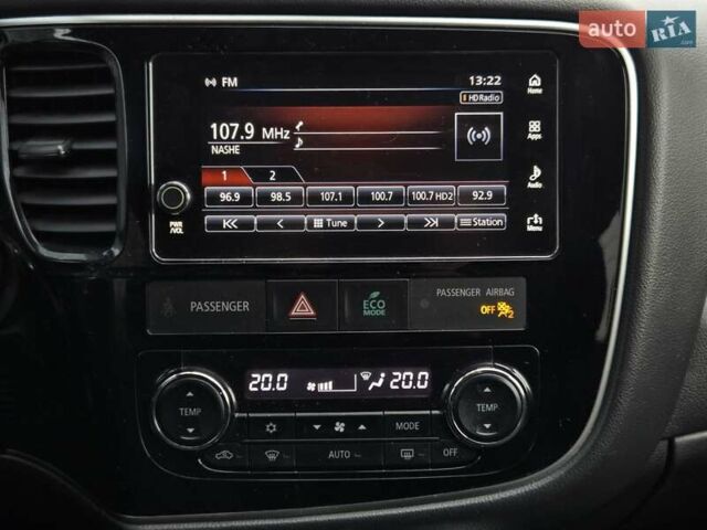 Белый Мицубиси Аутлендер, объемом двигателя 2.4 л и пробегом 115 тыс. км за 19300 $, фото 23 на Automoto.ua