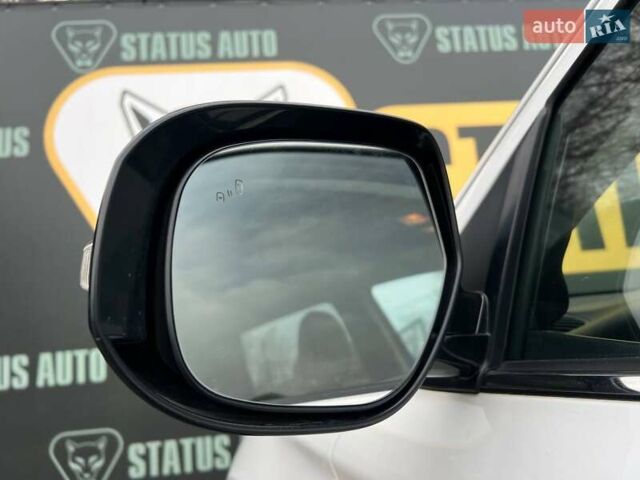 Белый Мицубиси Аутлендер, объемом двигателя 2.36 л и пробегом 153 тыс. км за 15700 $, фото 12 на Automoto.ua