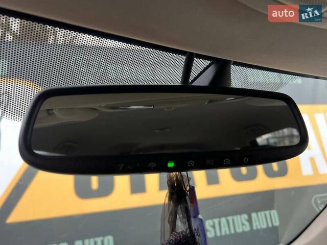 Белый Мицубиси Аутлендер, объемом двигателя 2.36 л и пробегом 153 тыс. км за 15700 $, фото 30 на Automoto.ua