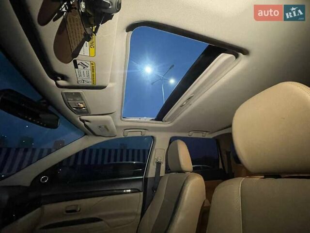 Белый Мицубиси Аутлендер, объемом двигателя 3 л и пробегом 148 тыс. км за 18500 $, фото 24 на Automoto.ua