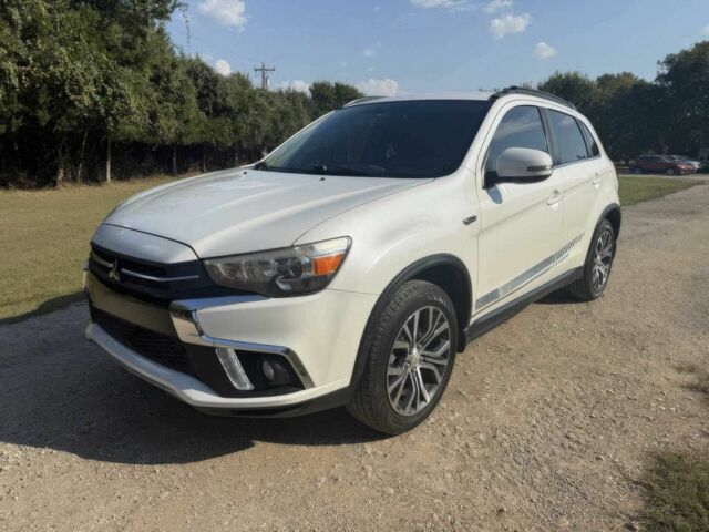 Міцубісі Аутлендер 2018 у Полтаві на Automoto.ua Білий Міцубісі Аутлендер, об'ємом двигуна 2.4 л та пробігом 50 тис. км за 10500 $, фото 1 на Automoto.ua