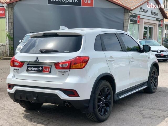 Білий Міцубісі Аутлендер, об'ємом двигуна 2.4 л та пробігом 101 тис. км за 14990 $, фото 4 на Automoto.ua