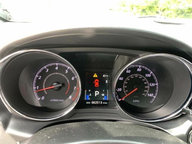 Білий Міцубісі Аутлендер, об'ємом двигуна 2.4 л та пробігом 101 тис. км за 14990 $, фото 29 на Automoto.ua