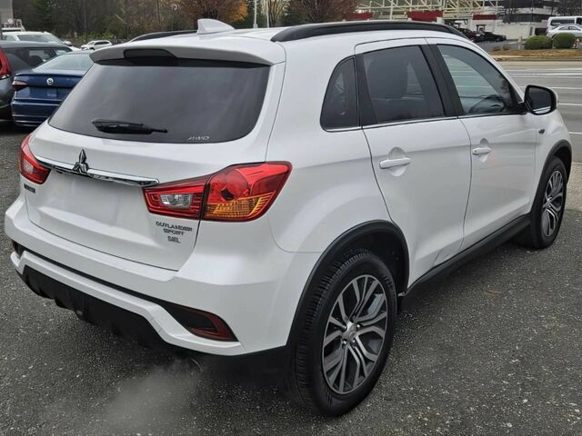 Білий Міцубісі Аутлендер, об'ємом двигуна 2.4 л та пробігом 30 тис. км за 10500 $, фото 4 на Automoto.ua