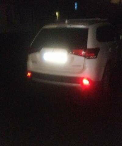 Білий Міцубісі Аутлендер, об'ємом двигуна 2.36 л та пробігом 50 тис. км за 27000 $, фото 4 на Automoto.ua