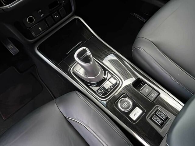 Білий Міцубісі Аутлендер, об'ємом двигуна 2 л та пробігом 43 тис. км за 5000 $, фото 11 на Automoto.ua