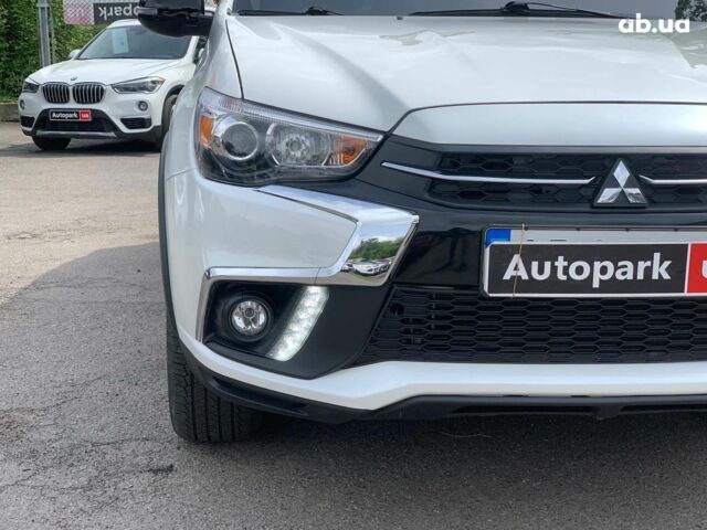 Білий Міцубісі Аутлендер, об'ємом двигуна 2.4 л та пробігом 101 тис. км за 14990 $, фото 9 на Automoto.ua