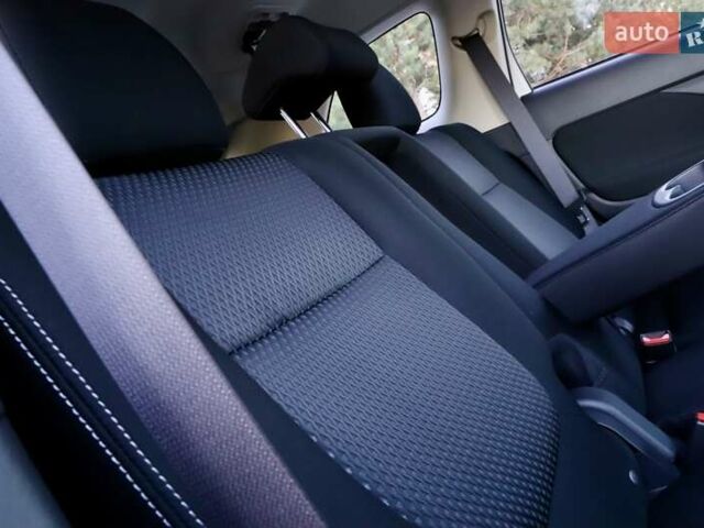 Міцубісі Аутлендер 2018 у Дрогобичі на Automoto.ua Білий Міцубісі Аутлендер, об'ємом двигуна 2.4 л та пробігом 59 тис. км за 17999 $, фото 58 на Automoto.ua