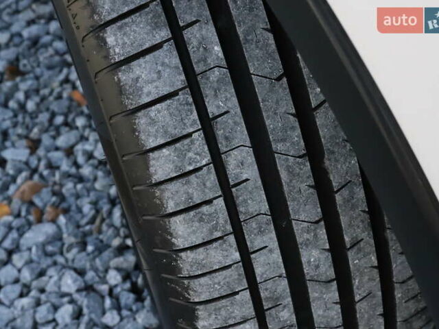 Міцубісі Аутлендер 2018 у Дрогобичі на Automoto.ua Білий Міцубісі Аутлендер, об'ємом двигуна 2.4 л та пробігом 59 тис. км за 17999 $, фото 76 на Automoto.ua
